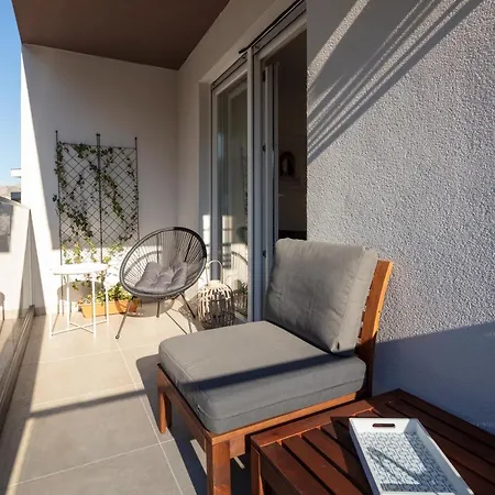 Daire With Terrace And Parking Near